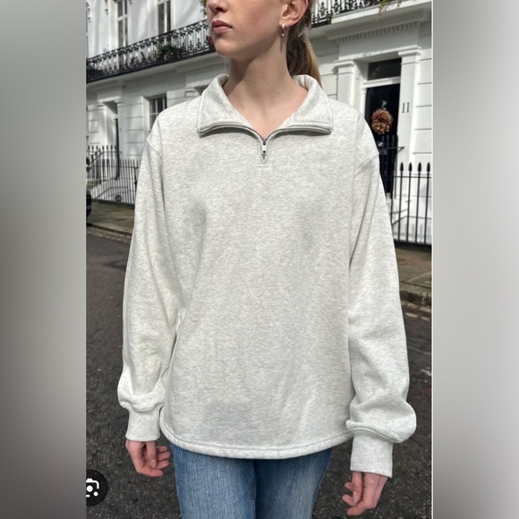 Brandy Melville Tops - Brandy Melville Missy sweatshirt collared light grey approx size Large